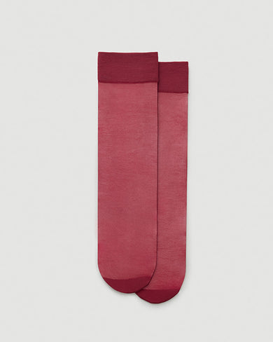 split banner elin red mahogany kh swedish stockings_af9ff9a7 ab76 44b0 8c1b b40967cc626b